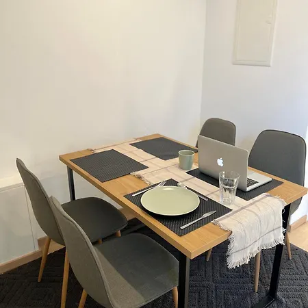 Moderne Wohnung Karlsruhe Neureut, Fussbodenheizung - Regendusche - Waschmaschine - Stellplatz Buitenkant foto